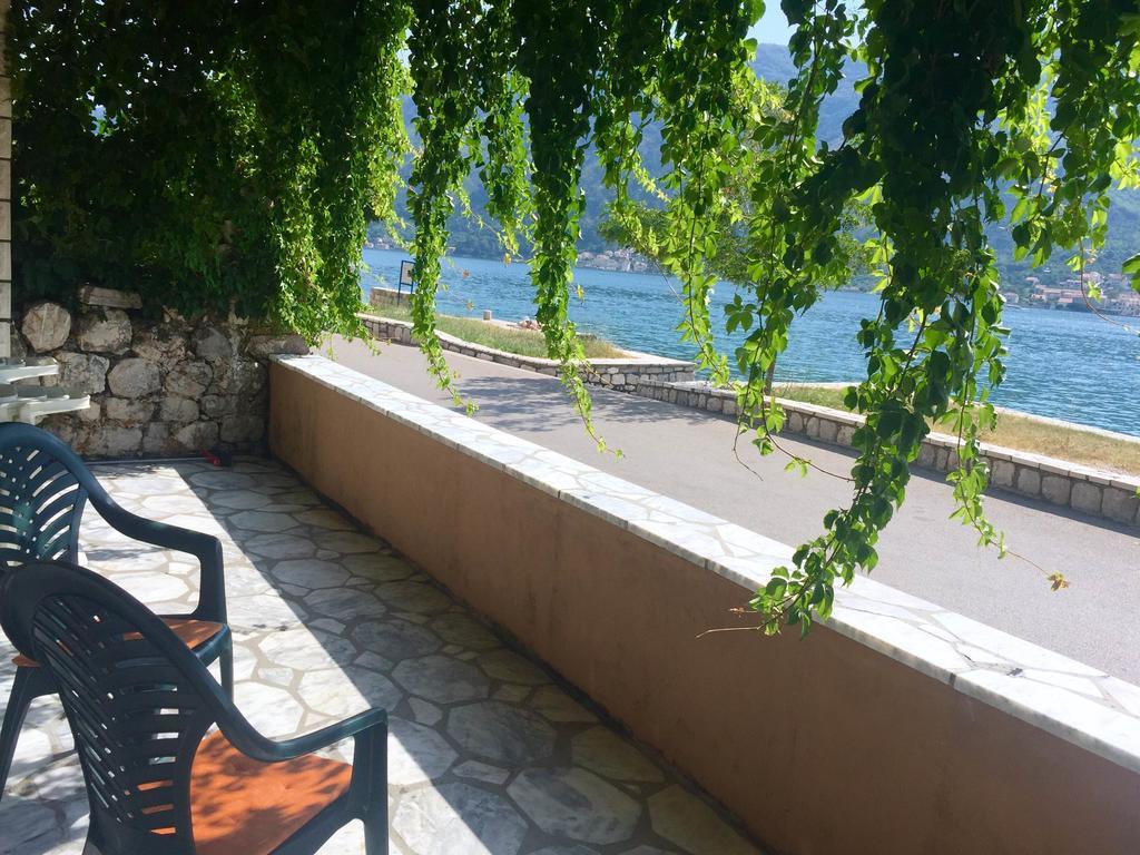Sea View Apartment, Todorovic Kotor Bagian luar foto