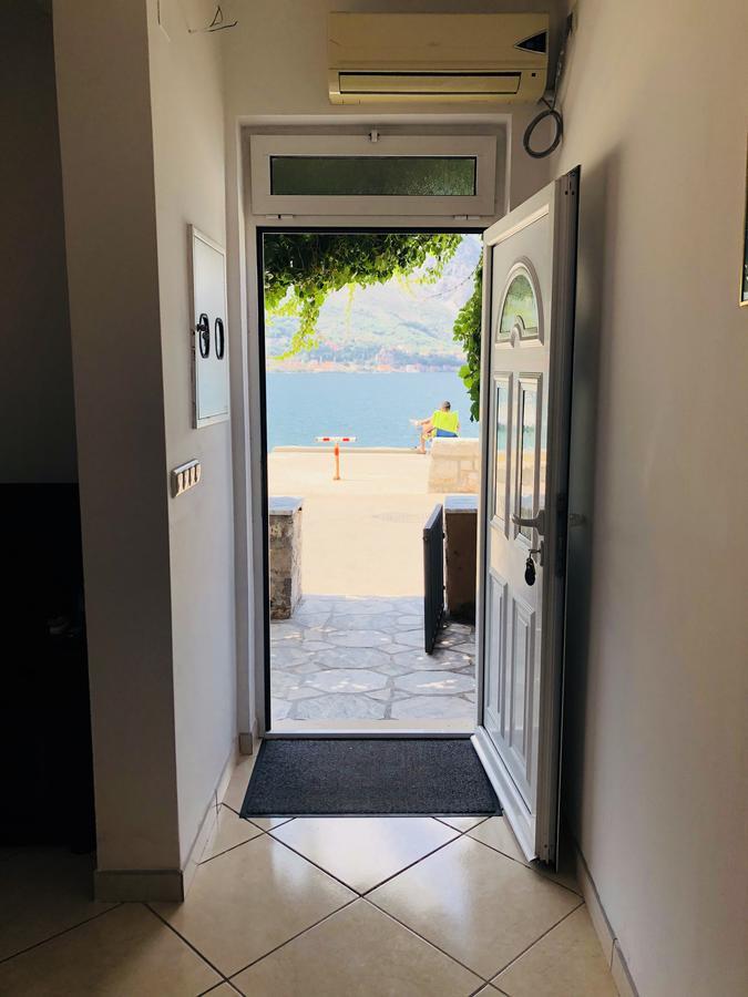 Sea View Apartment, Todorovic Kotor Bagian luar foto