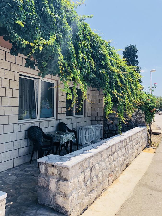 Sea View Apartment, Todorovic Kotor Bagian luar foto